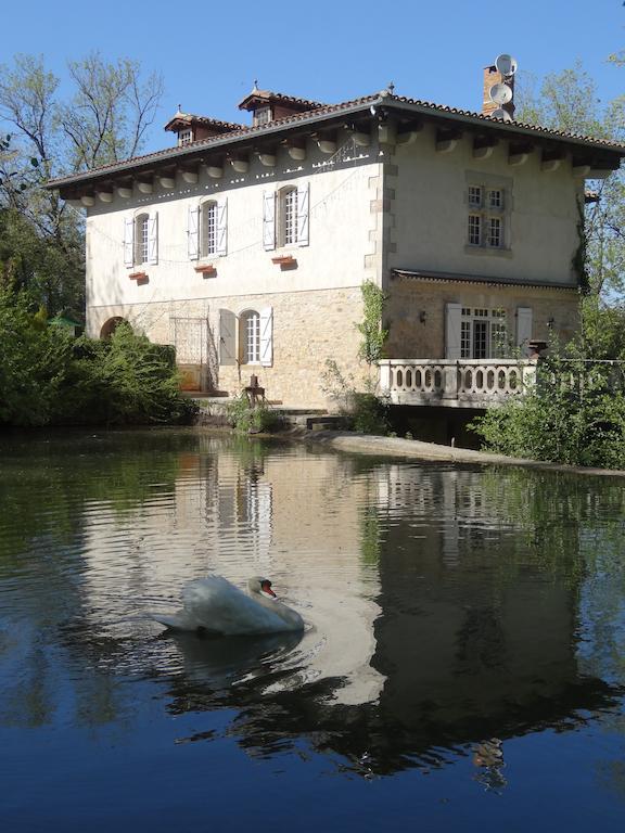 Hostellerie Restaurant Les Gorges De L'Aveyron Bruniquel Bagian luar foto