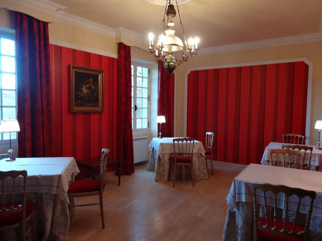 Hostellerie Restaurant Les Gorges De L'Aveyron Bruniquel Bagian luar foto