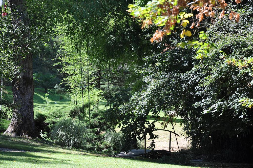 Hostellerie Restaurant Les Gorges De L'Aveyron Bruniquel Bagian luar foto