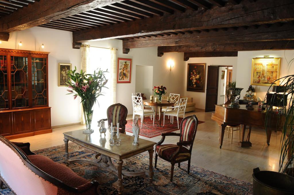 Hostellerie Restaurant Les Gorges De L'Aveyron Bruniquel Bagian luar foto