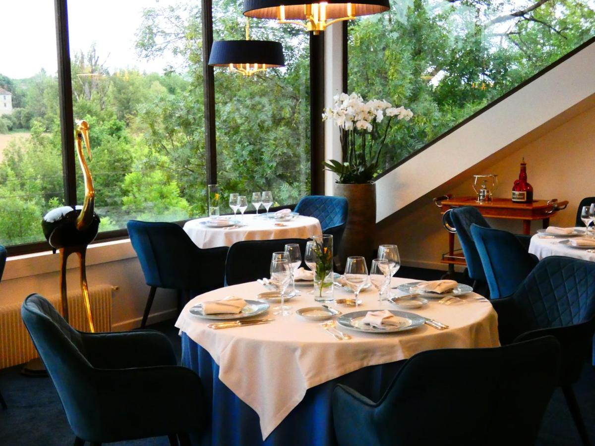 Hostellerie Restaurant Les Gorges De L'Aveyron Bruniquel Bagian luar foto